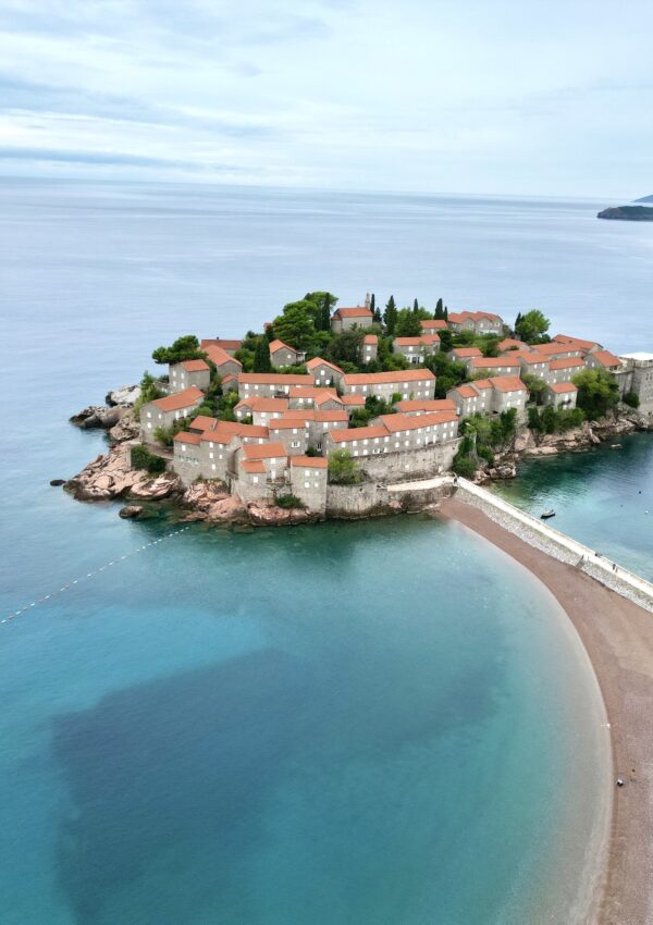 beaches in montenegro