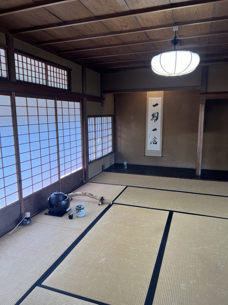 Tea ceremony, things to do in kyoto, matcha tea