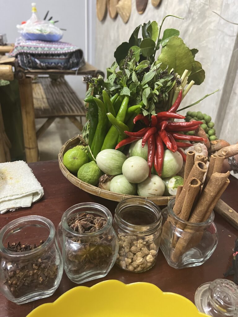 cooking class thailand, Chiang mai, Thai ingredients, learn to cook in thailand